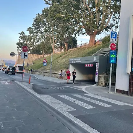 Nina Lejlighed Koper